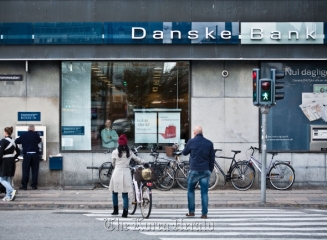 Danske Bank ar putea taxa depozitele mai mari de 13.000 euro – clientii vor plati 0,6% sau 1%
