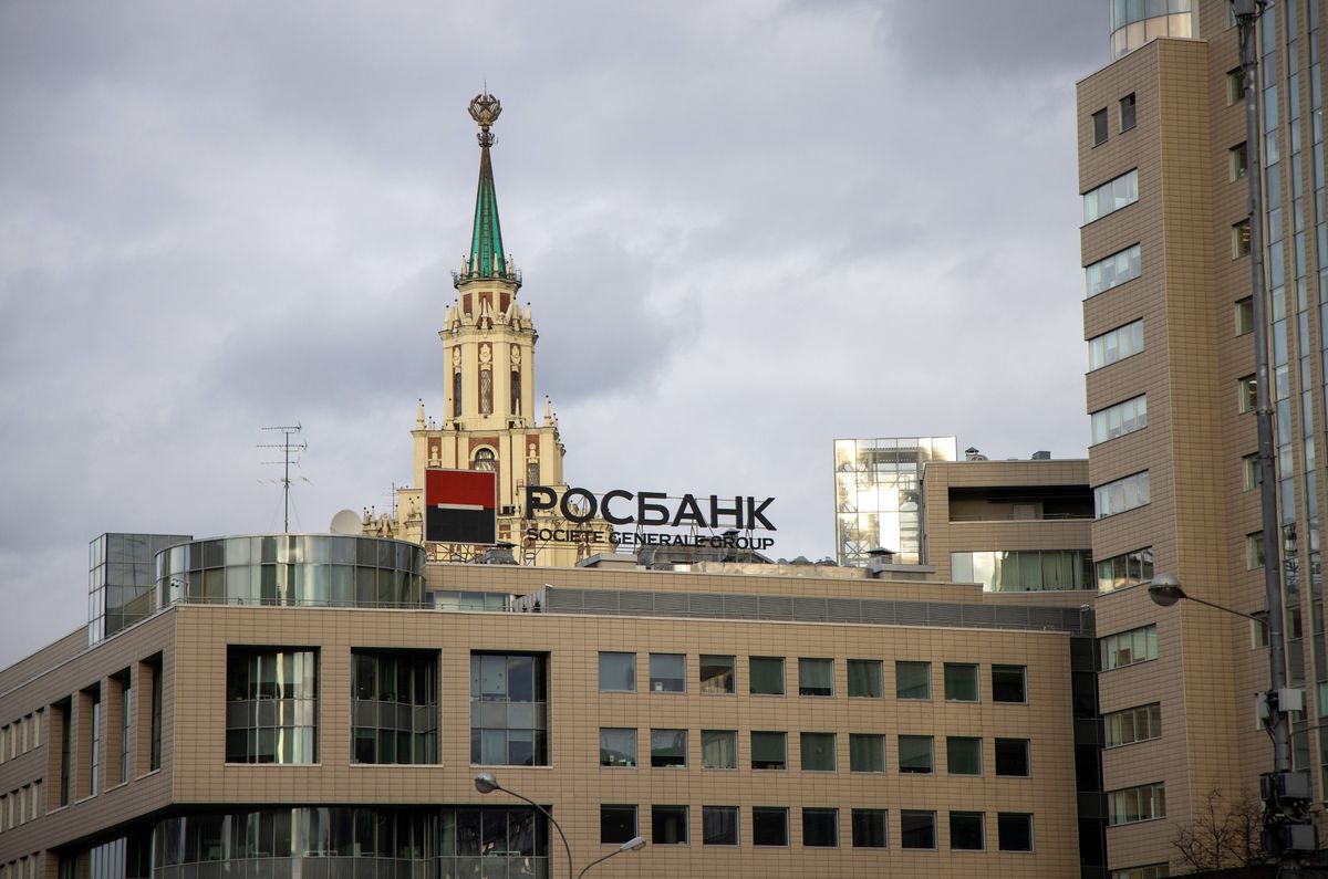 Societe Generale îsi vinde toate activele din Rusia