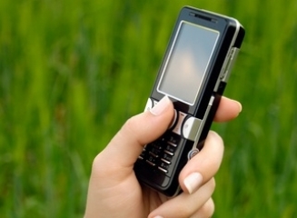 Achitari cu carduri bancare MAIB prin intermediul site-ului www.moldcell.md – premiera integrarii serviciului e-commerce cu operatorii de telefonie mobila