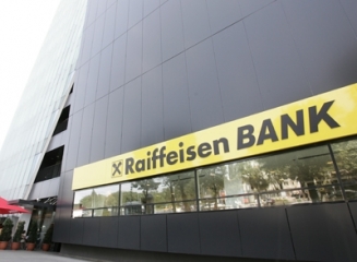 Raiffeisen Ungaria a fost obligata sa întoarca clientilor sai 1 mln de euro. Vezi motivul.