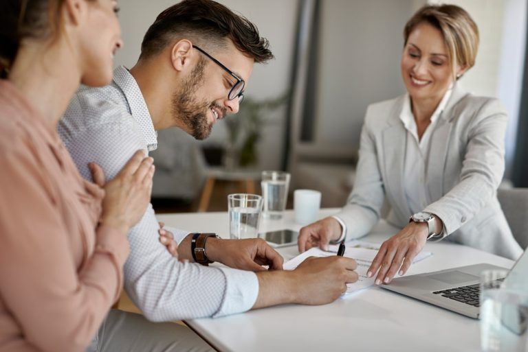 Solutii ProCredit Bank pentru afaceri: Pachetele ProBusiness & ProBusiness Plus