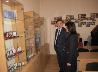 (foto) Eveniment sustinut de MAIB: inaugurarea primului Cabinet Numismatic