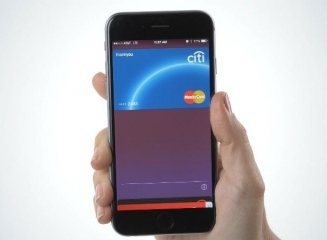 Aplicatia Apple Pay va fi disponibila pentru consumatorii din SUA începând cu 20 octombrie 2014