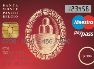Premiera mondiala: primul card de plata cu facilitati de debit, credit, display si contactless
