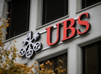 Cea mai mare banca din Elvetia (UBS) ar putea primi o amenda de 4,9 miliarde euro