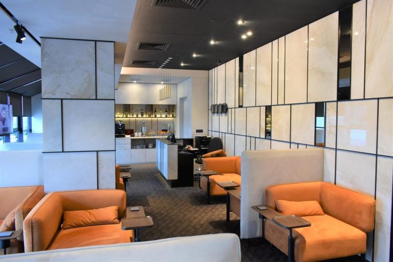 Modificari în serviciile de lounge Visa, valabile din 1 octombrie 2024