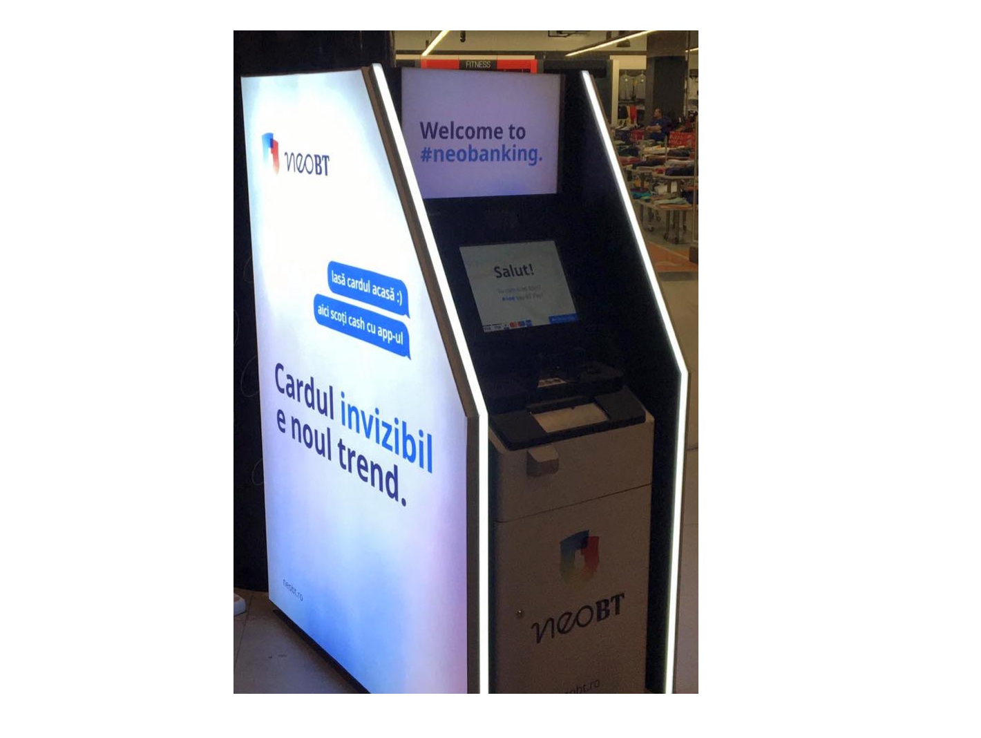 Banca Transilvania a instalat primul bancomat exclusiv contactless