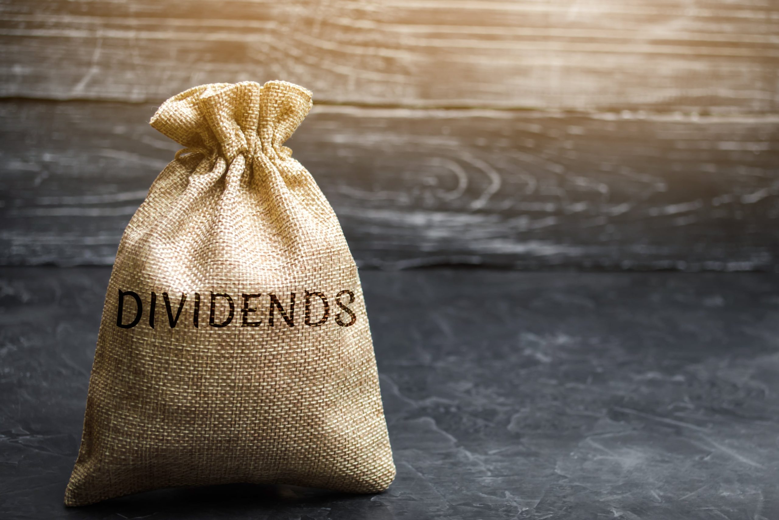 dividends-money-bag1