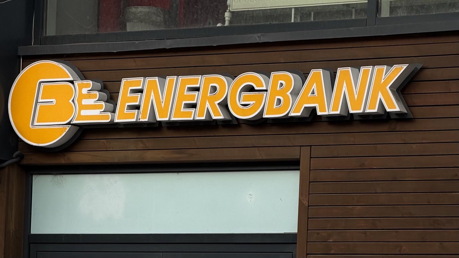 Un depozit online Energbank va avea dobânzi noi pentru 3, 6 si 12 luni