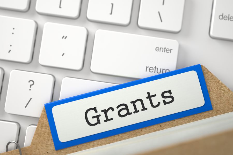 Au început înscrierile pentru granturi de pâna la 2 milioane de lei destinate startup-urilor tech