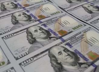 hundred-dollar-bills
