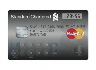 Mastercard a lansat un nou tip de card – cu ecran LCD si tastatura încorporata