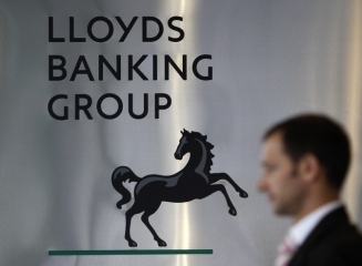 Banca britanica Lloyds a fost amendata cu $46 milioane pentru motivarea “incorecta” a angajatilor