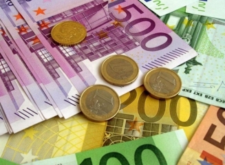 money_euro_banknotes_coins