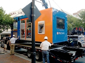 PNC Bank introduce un nou concept de filiala: poate fi urcata în camion si relocata oriunde este nevoie