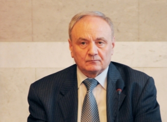 Nicolae Timofti: S-au constatat nereguli care pun în pericol activitatea bancii (MAIB) si a sistemului bancar în general
